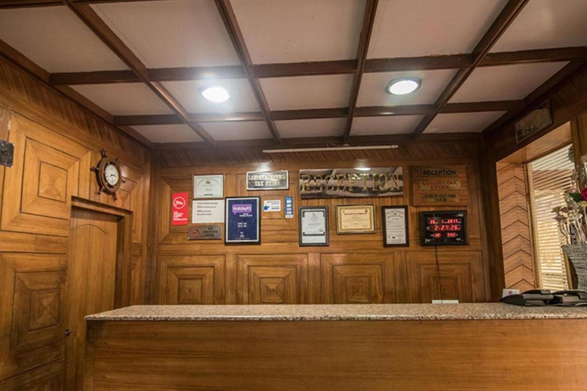 Moon Hotel Mallital, Near Nainital High Court Bagian luar foto